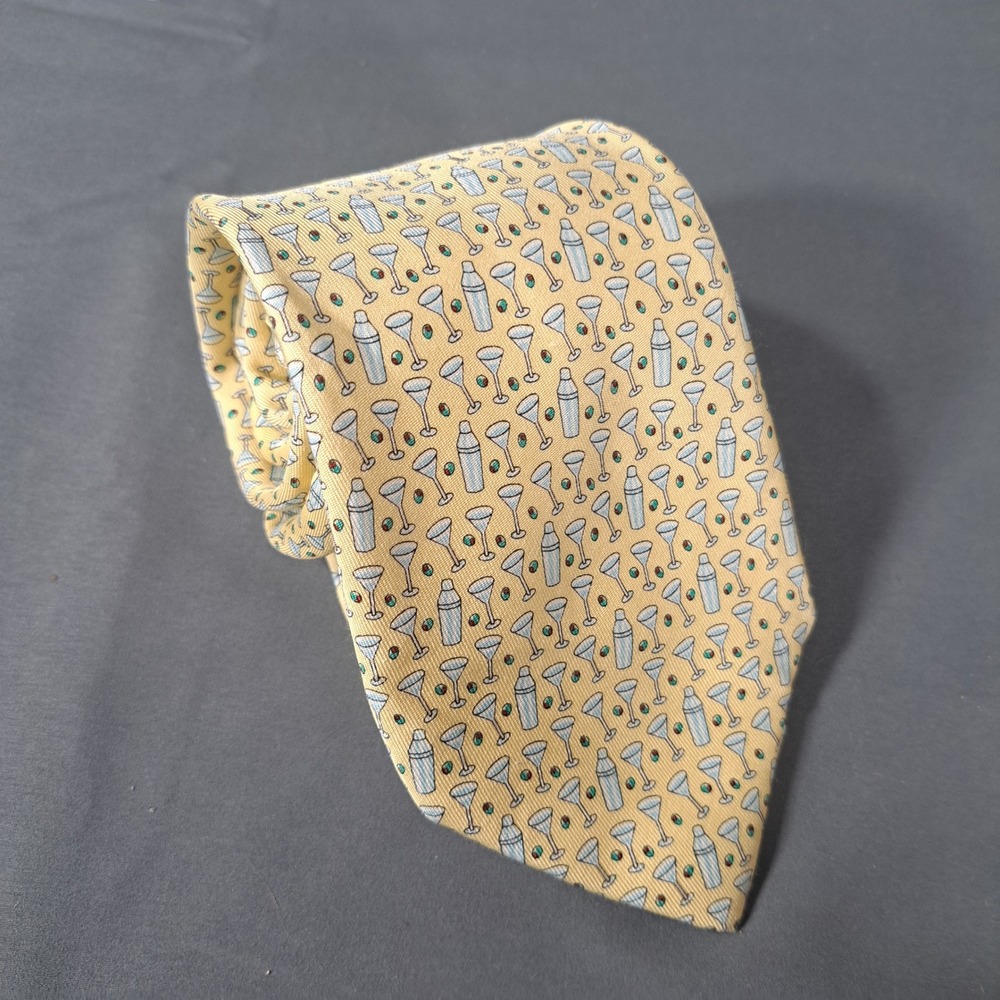 Vineyard Vines Mens Martha's Vineyard Silk Tie Yellow Martini Cocktail Shaker‎